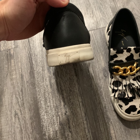 Giuseppe Zanotti Homme Calf Hair Cow Print Gold Chain Fringe Slip-On Loa… - Picture 3 of 5